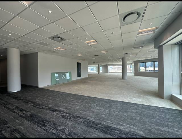 834M² OFFICE TO LET IN SANDTON CENTRAL
